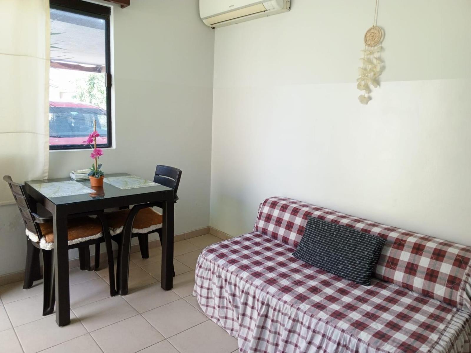 Pequeno Y Acogedor Departamento Con Garaje Y Recibe Pequenos Peluditos Санта-Крус-де-ла-Сьєрра Екстер'єр фото